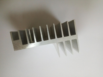 散熱器鋁型材10 散熱器鋁型材10